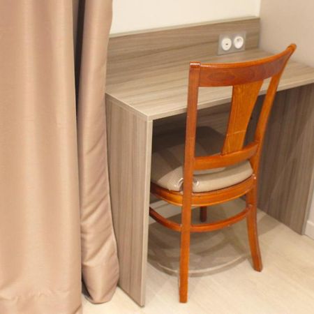 פריז Hotel Puy De Dome מראה חיצוני תמונה