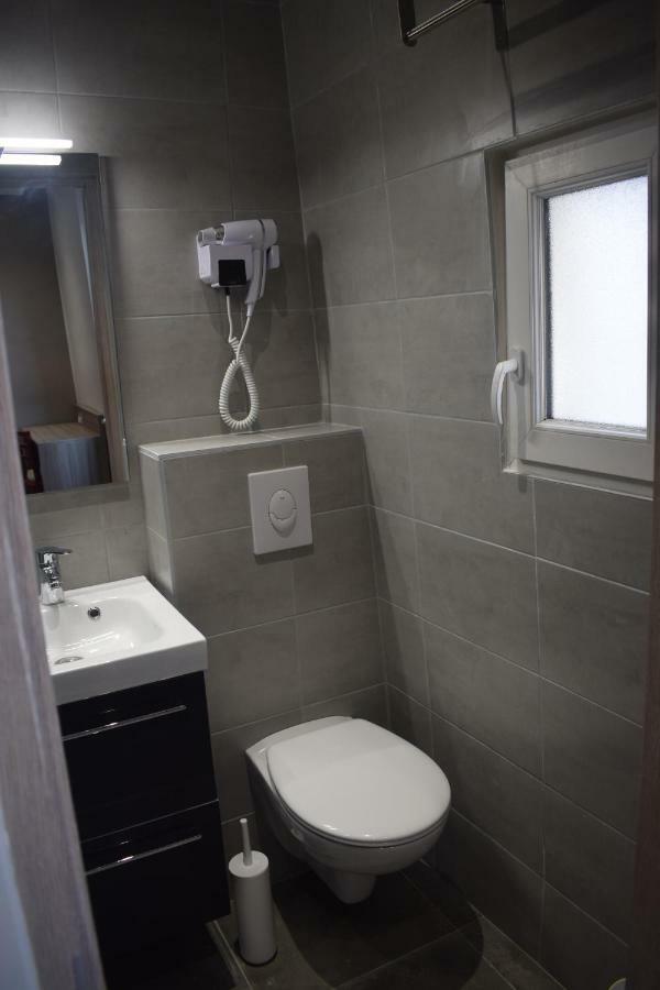 פריז Hotel Puy De Dome מראה חיצוני תמונה